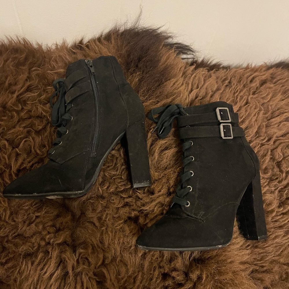 Shoe Dazzle Black Heeled Lace-Up Boots